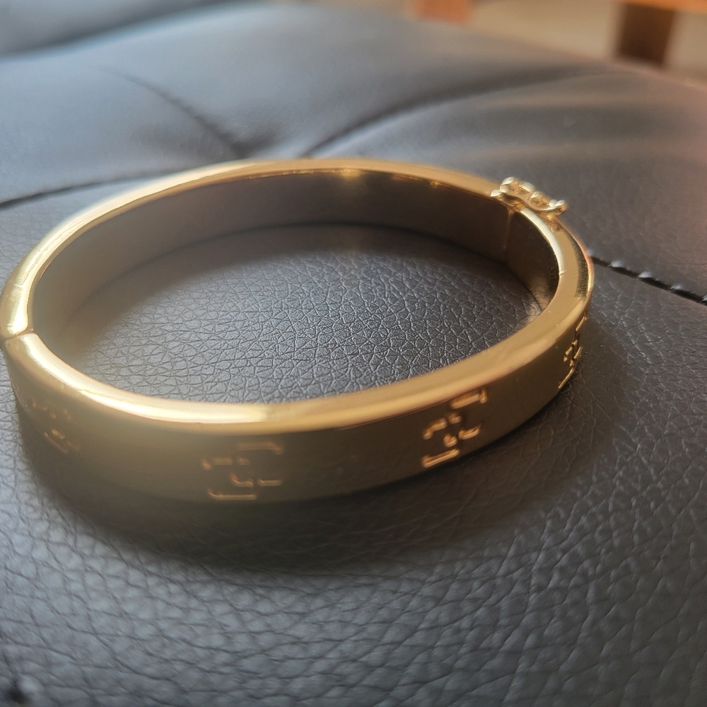 Gold Bracelet